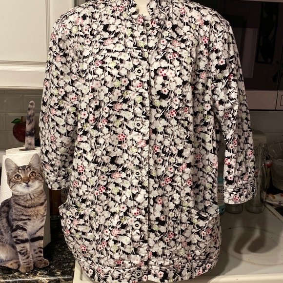 M womens CJ Banks stretch 3/4 sleeve button up plus size spring jacket 2X - Picture 1 of 5